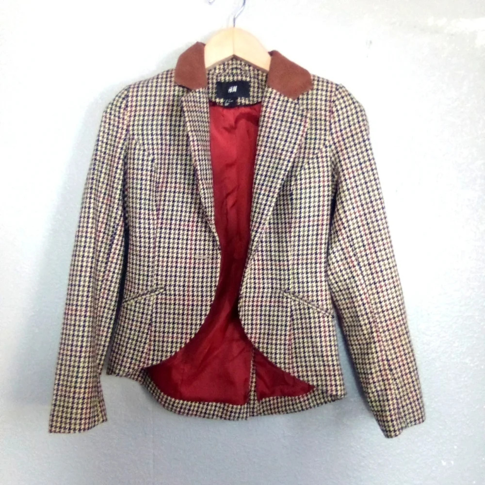 H & M Blazer size 2 ( bag Y )